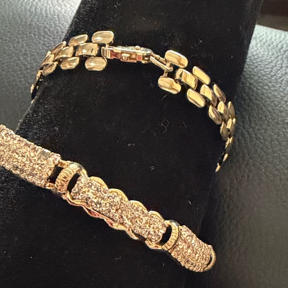Gold Tone Bracelet Set - Picture 3 of 5